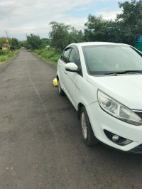White Tata Zest XT QJET