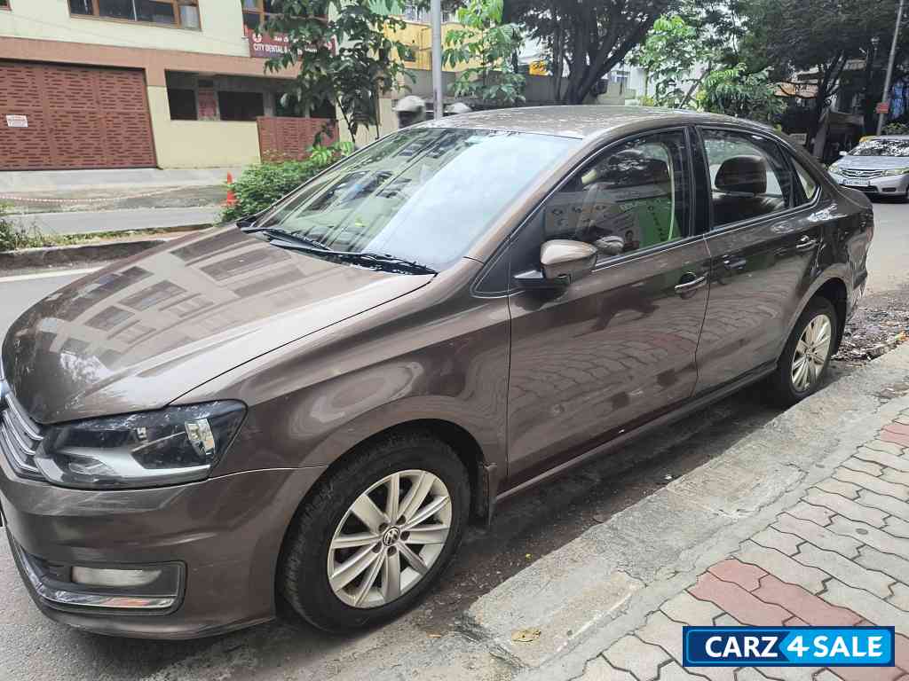 Volkswagen Vento 2016 1.6 MPI Highline