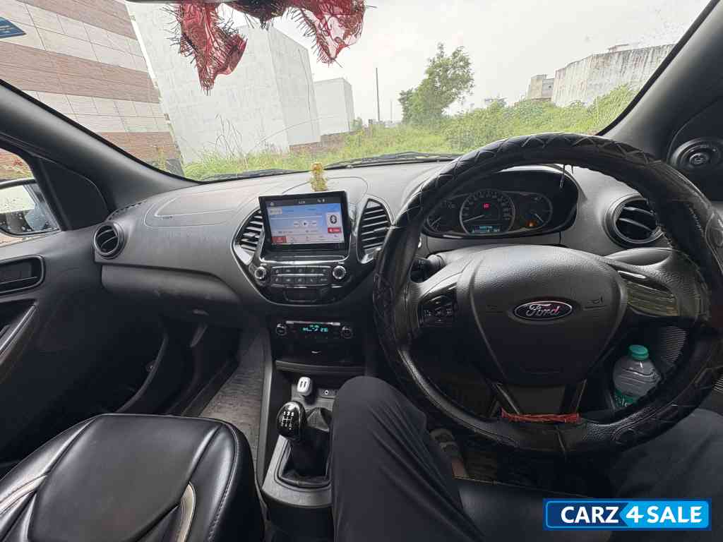 Ford Freestyle Titanium 1.2