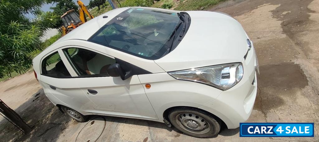 White Hyundai Eon ERA +