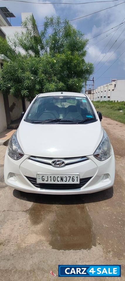 White Hyundai Eon ERA +