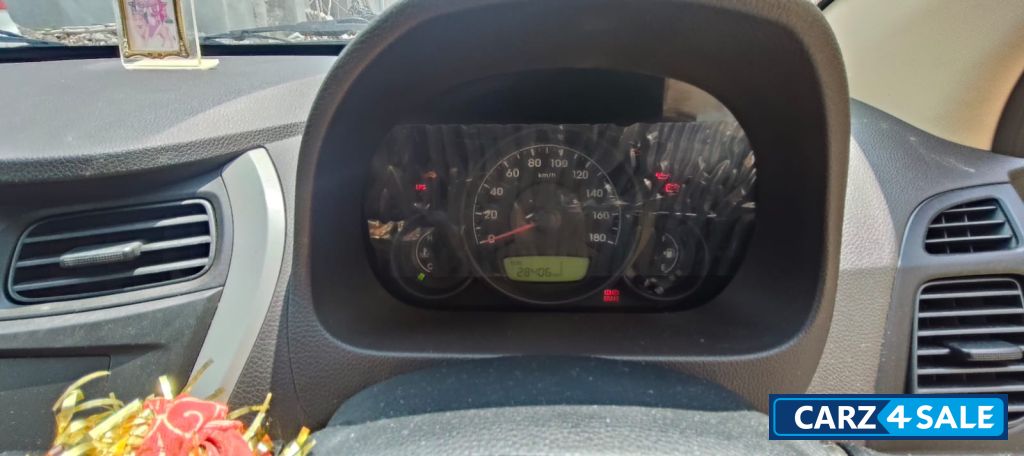 White Hyundai Eon ERA +