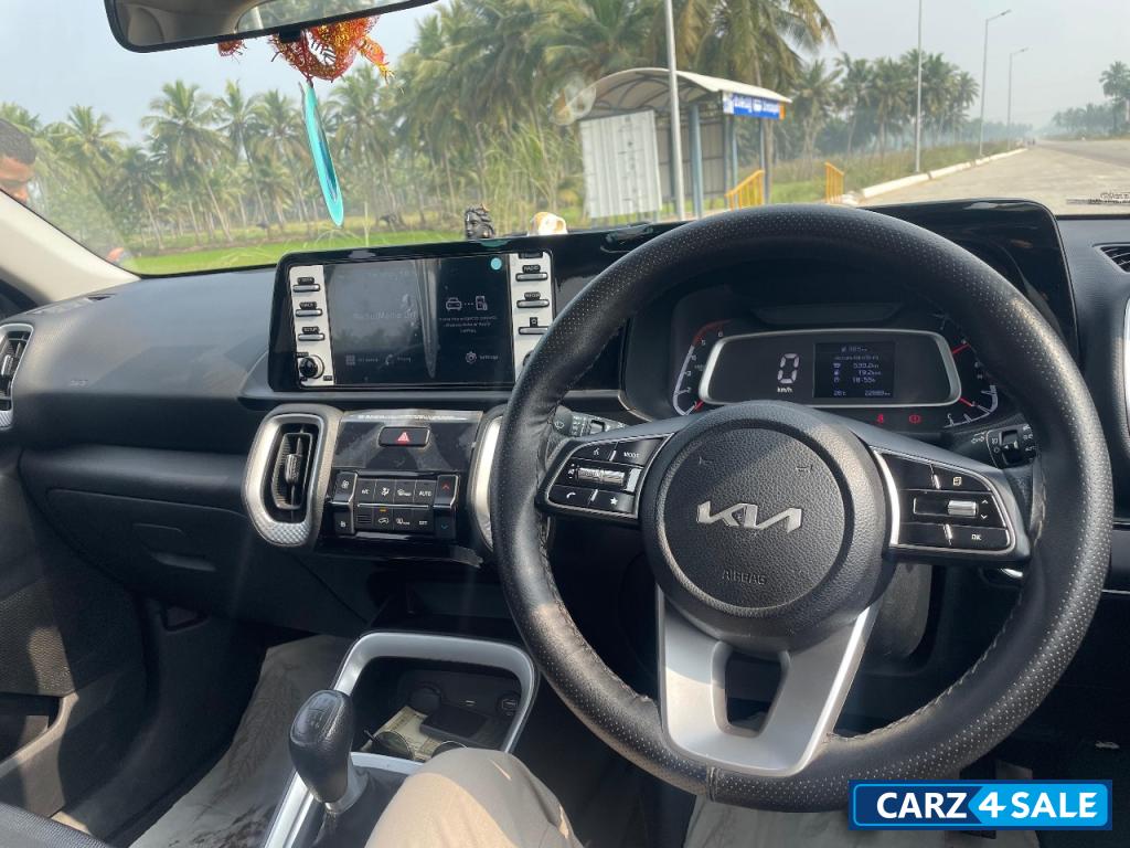 Kia Sonet HTK PLUS 6MT DIESEL