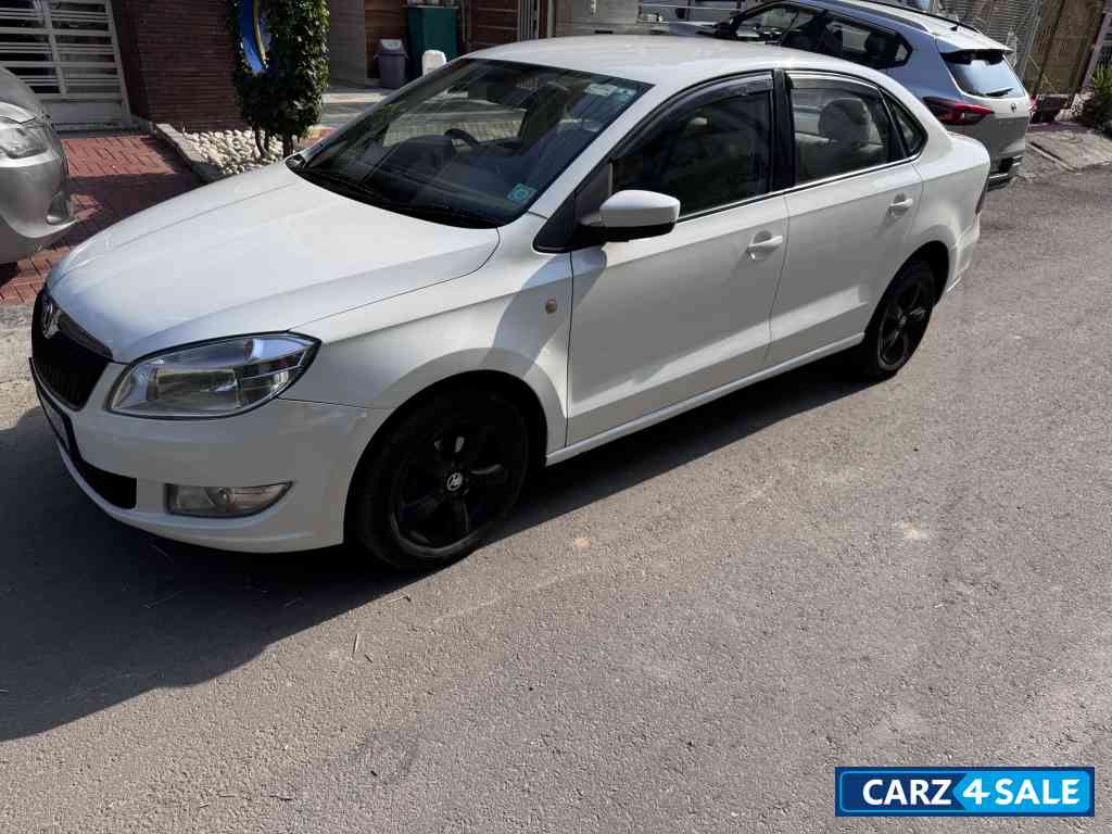 Skoda Rapid 1.5 Ambition MT