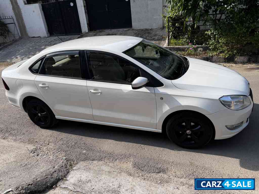 Skoda Rapid 1.5 Ambition MT