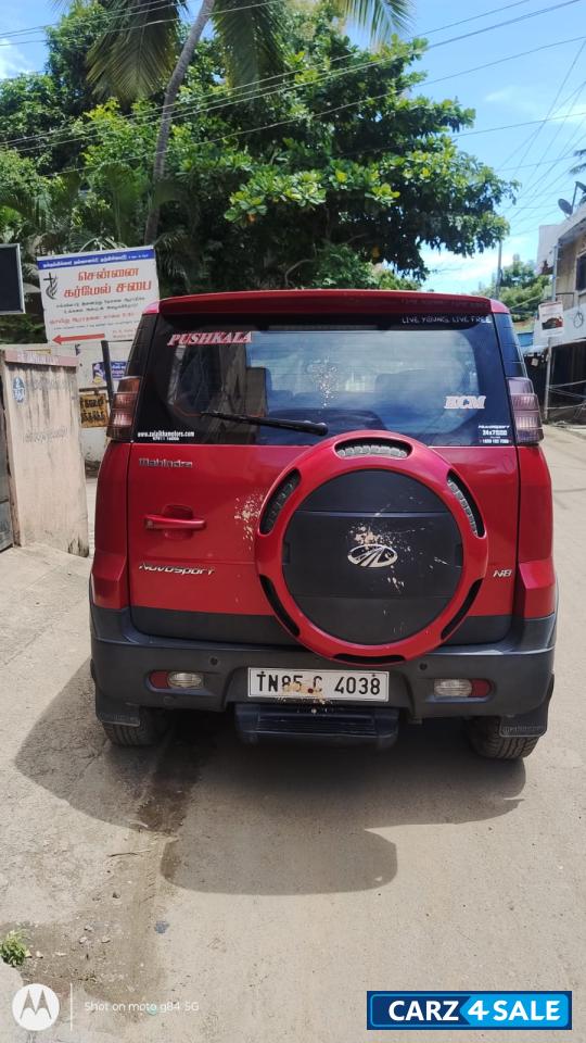 Mahindra NuvoSport N8 Diesel Manual