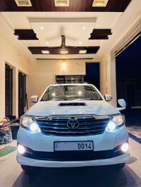 Toyota Fortuner manual 4by2 2013 Model