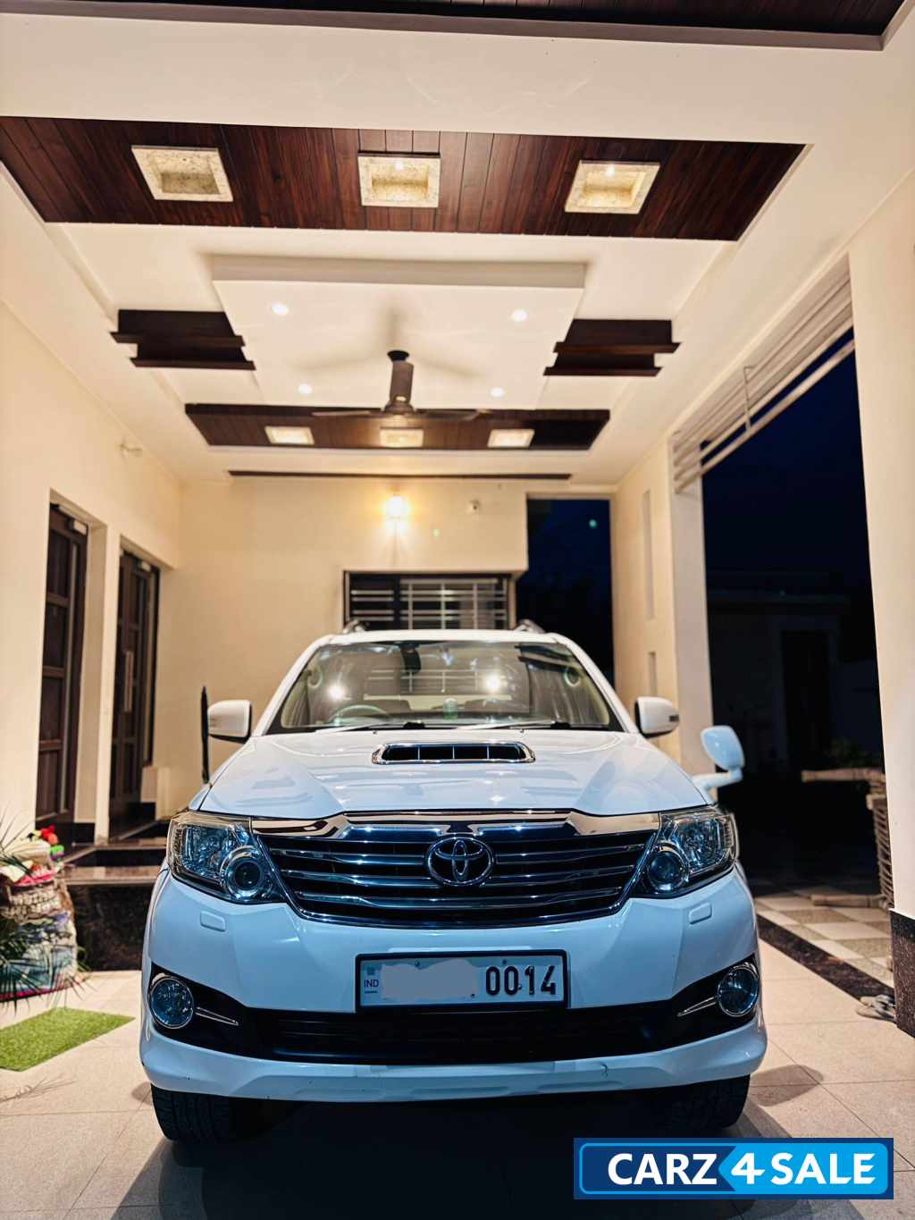 White Toyota Fortuner manual 4by2