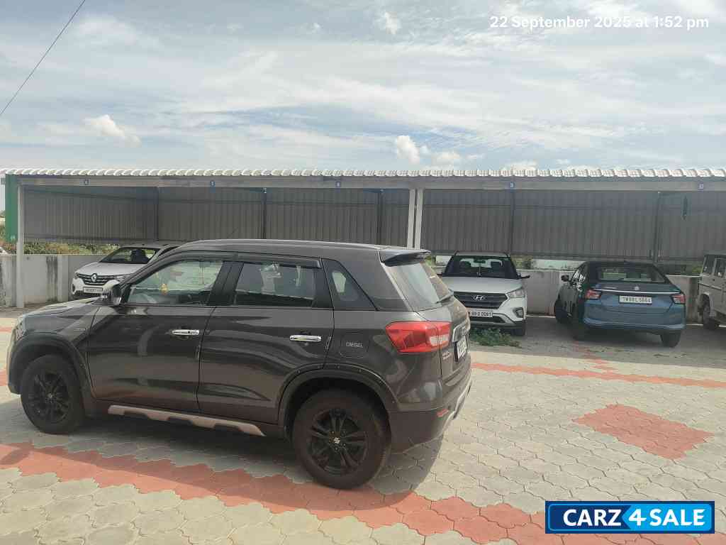 Grey Maruti Suzuki Vitara Brezza ZDI PLUS