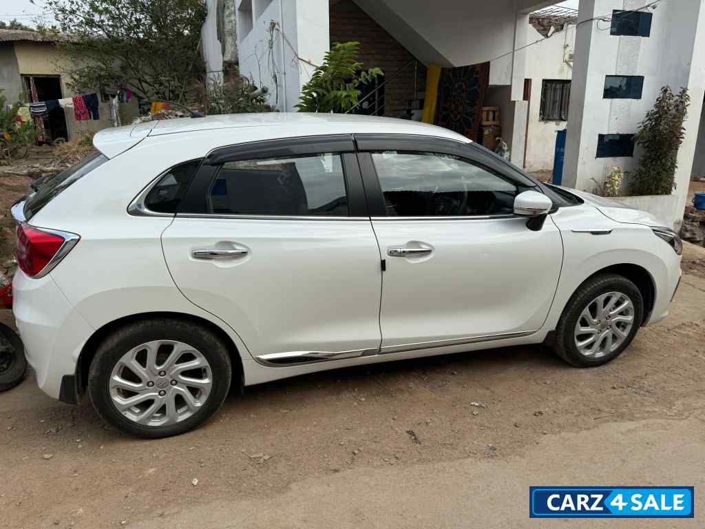 Maruti Suzuki Baleno Zeta CNG