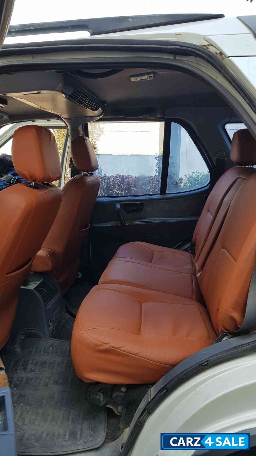 Tata Safari Dicor 3.0