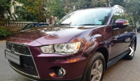 Mitsubishi  Outlander
