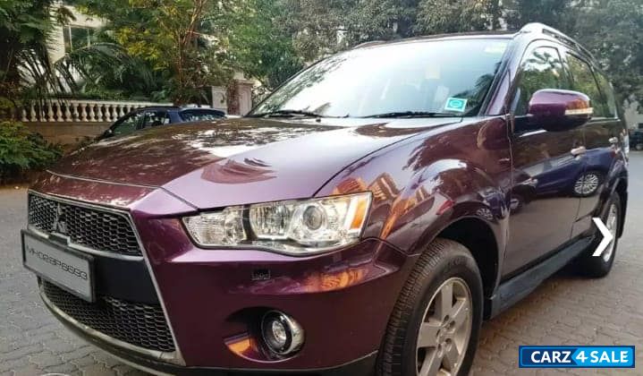 Mitsubishi  Outlander