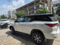 Toyota Fortuner 4x2 2.8