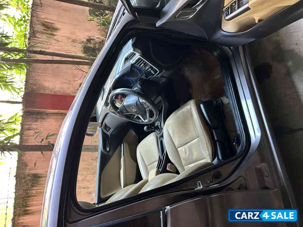 Honda City 1.5 VX MT(I-DTEC)