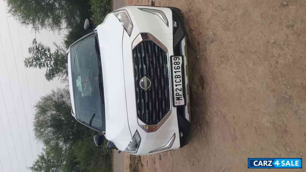 Nissan Magnite XV Turbo