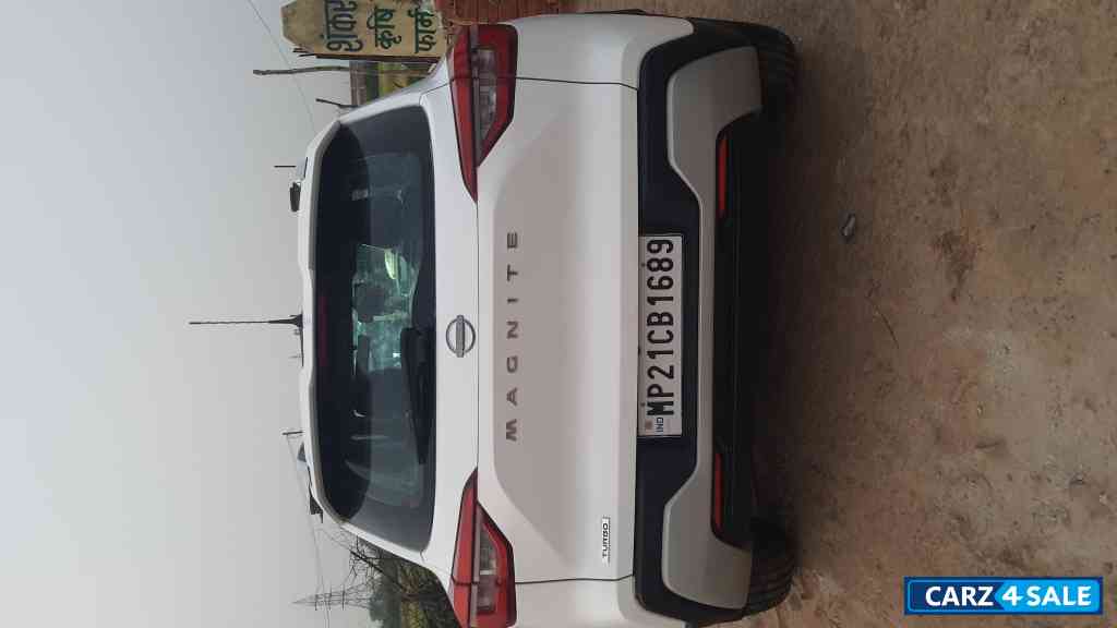 Nissan Magnite XV Turbo