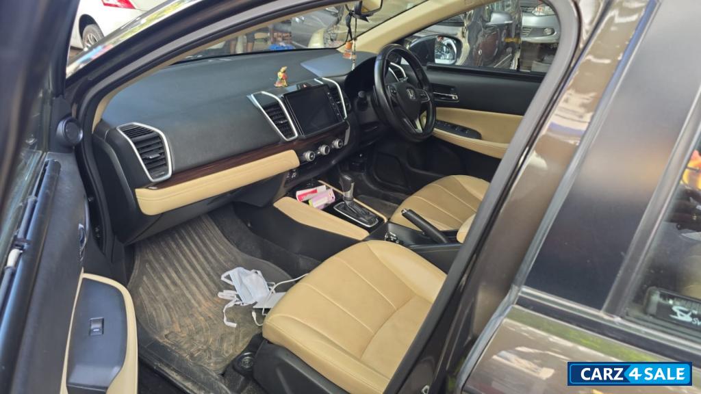 Honda City ZX CVT [2020- 2023]