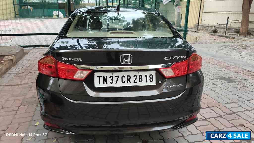 Honda City V Honda City V