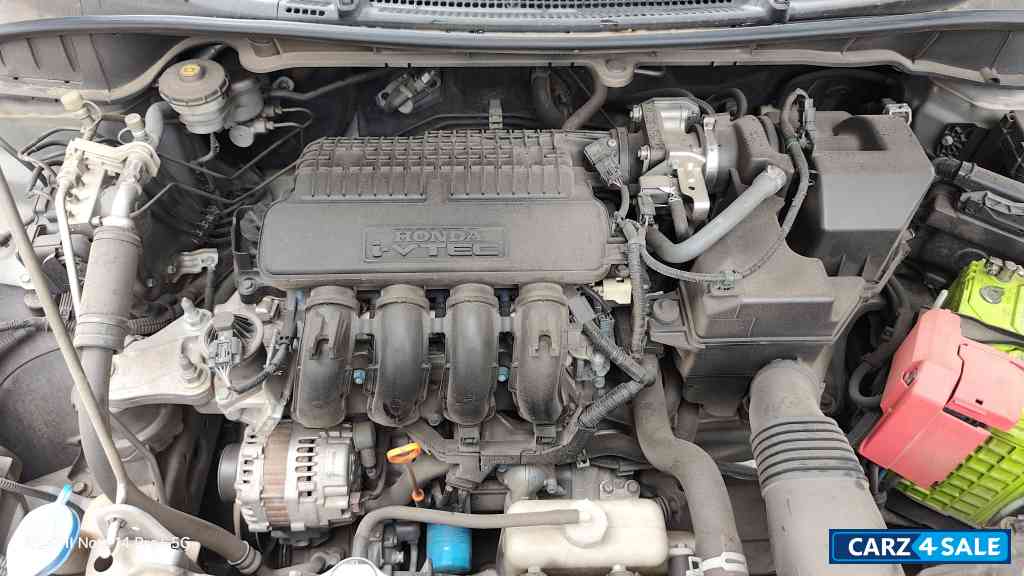 Honda City V Honda City V