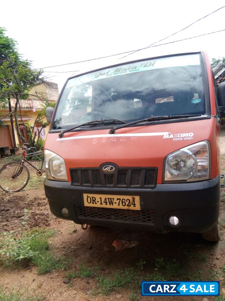 Mahindra  Maxximo