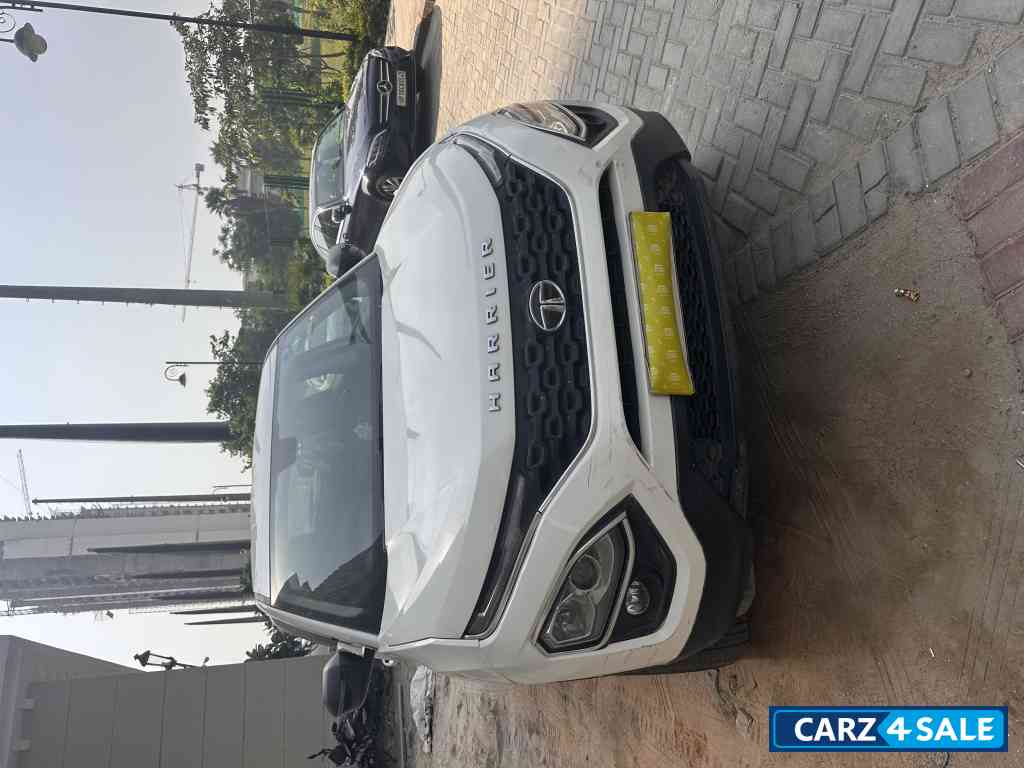 Tata Harrier XM