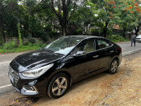 Black Hyundai Verna 1.6 SX VTVT