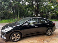 Black Hyundai Verna 1.6 SX VTVT