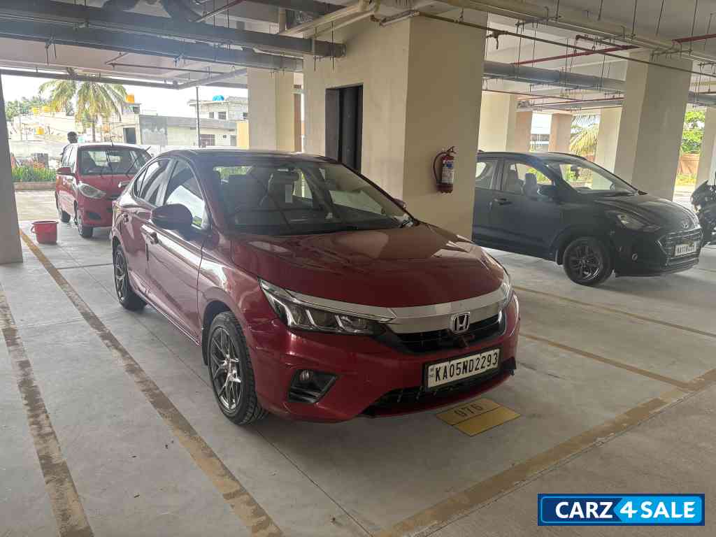 Radiant Red Honda City V mt