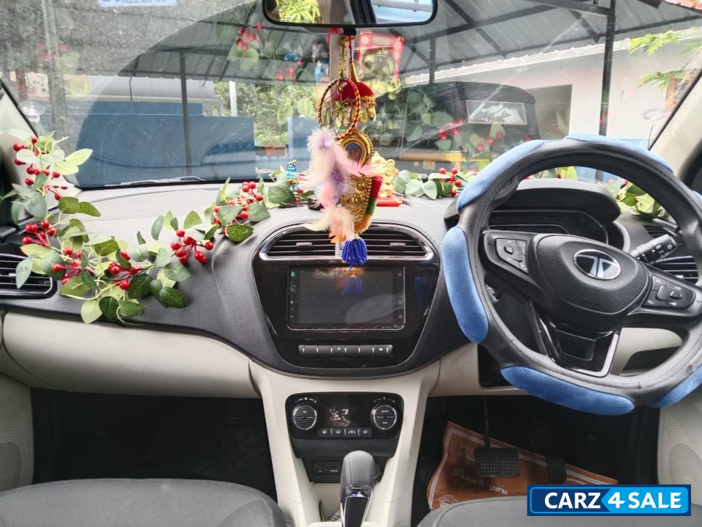Tata Tiago Xzt