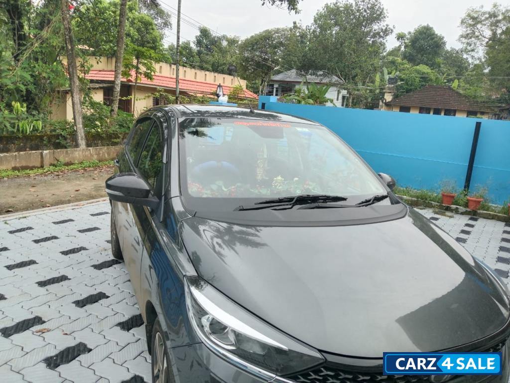 Tata Tiago Xzt