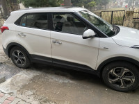 White Hyundai Creta 1.6 AT PETROL