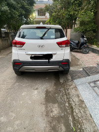 White Hyundai Creta 1.6 AT PETROL