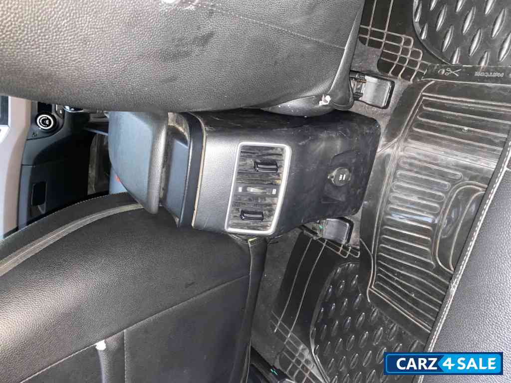 White Hyundai Creta 1.6 AT PETROL