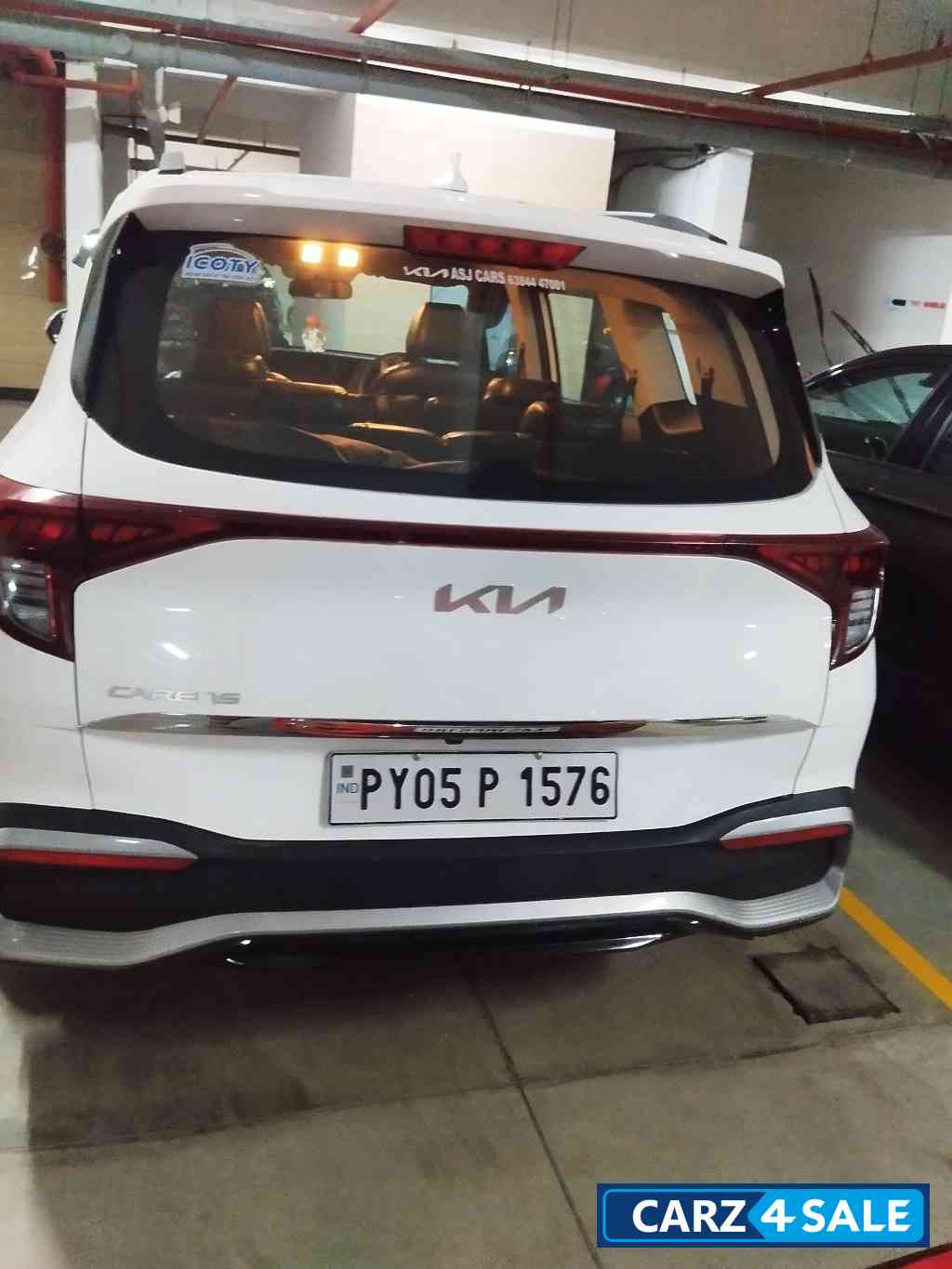 Kia Carens G1.56MT prestige 7