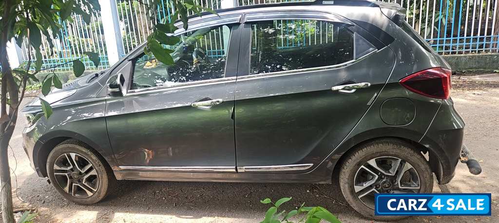 Tata Tiago Xza plus