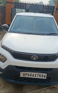 Tata Punch Punch pure