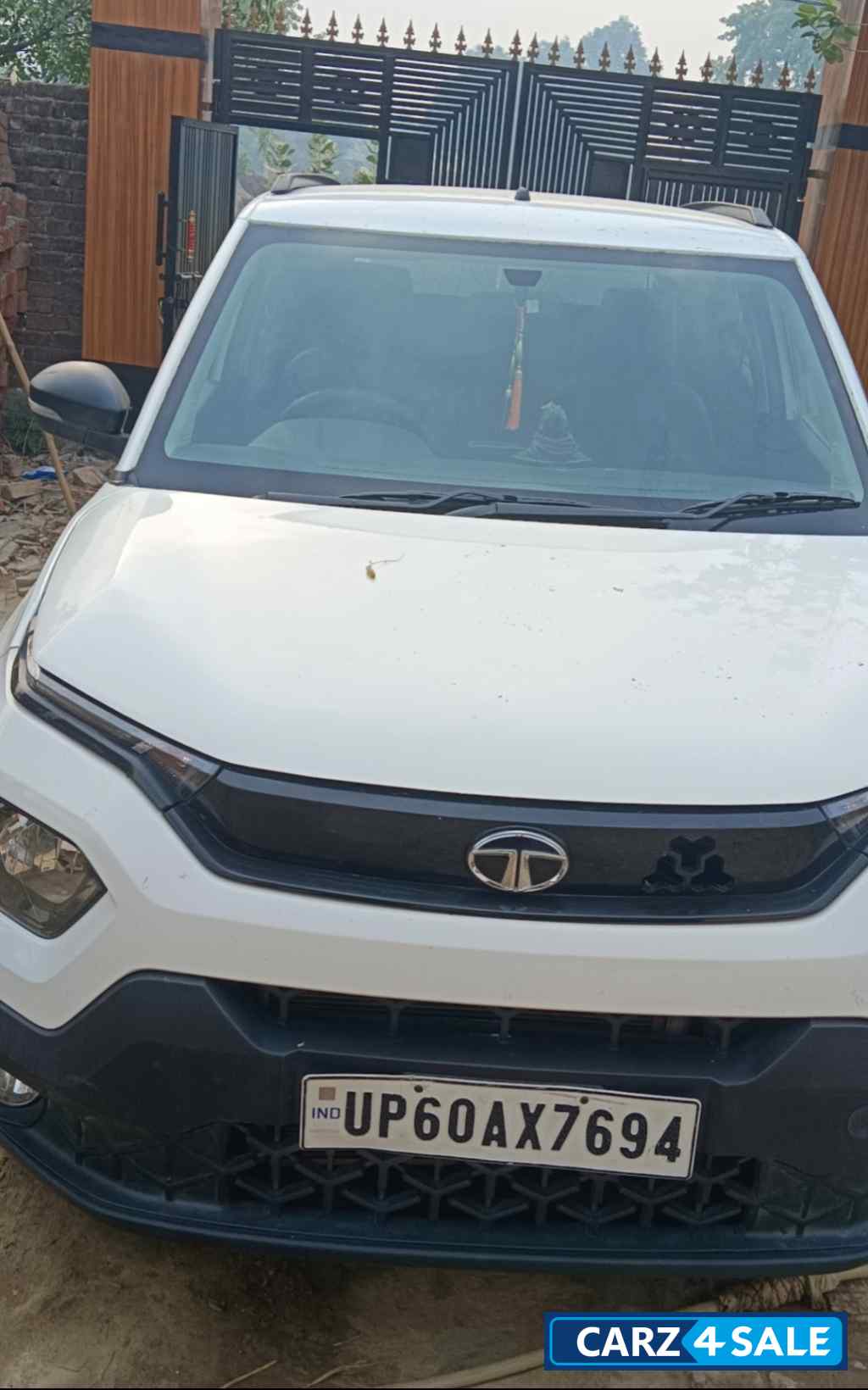 Tata Punch Punch pure