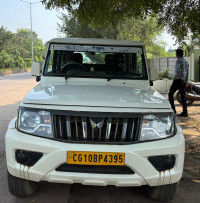 White Mahindra Bolero B6(O) BS VI