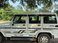 White Mahindra Bolero B6(O) BS VI