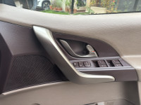 Black Mahindra XUV 500 W8