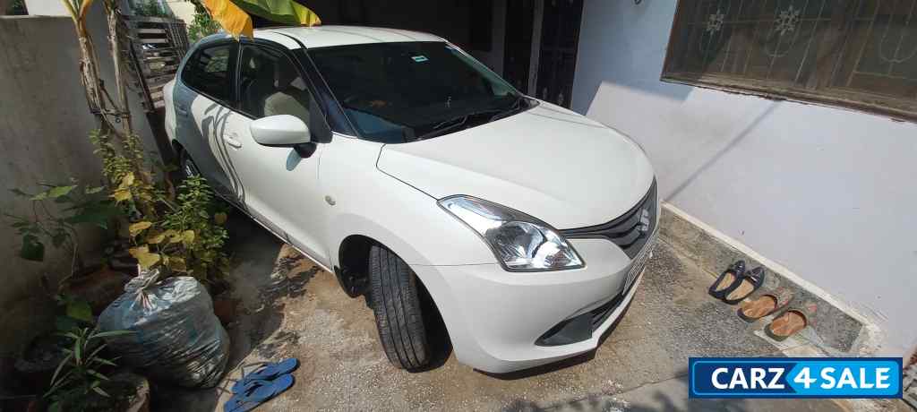White Maruti Suzuki Baleno Sigma Petrol MT