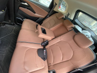 White MG Hector Plus Sharp pro 1.5turbo  7 seater