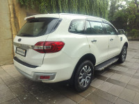 Ford Endeavour Platinum plus 2.2