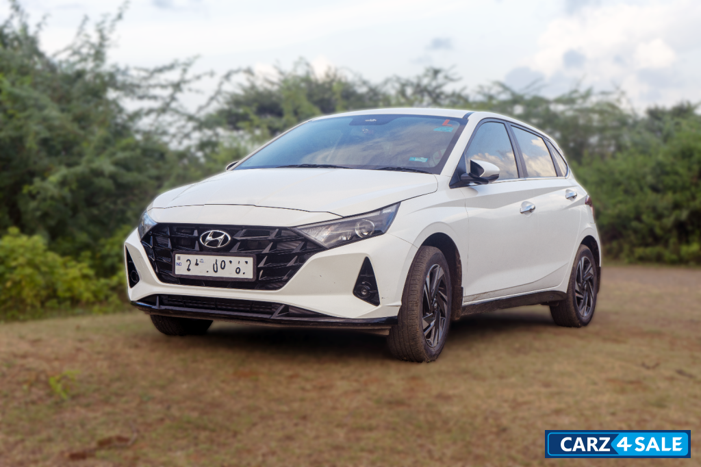 Polar White Hyundai i20 Asta Optiona