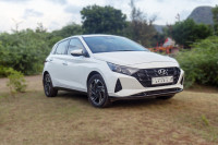 Polar White Hyundai i20 Asta Optiona