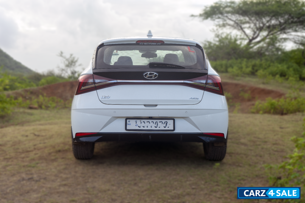 Polar White Hyundai i20 Asta Optiona