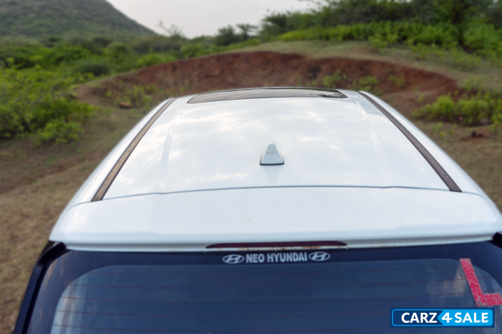 Polar White Hyundai i20 Asta Optiona