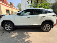 Tata Harrier XT