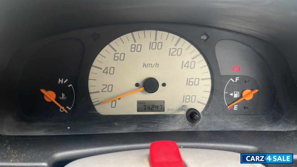 Silver Maruti Suzuki Alto Lxi